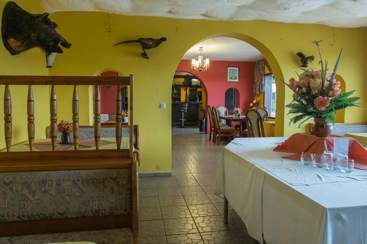 Hotel Independencia Екстер'єр фото