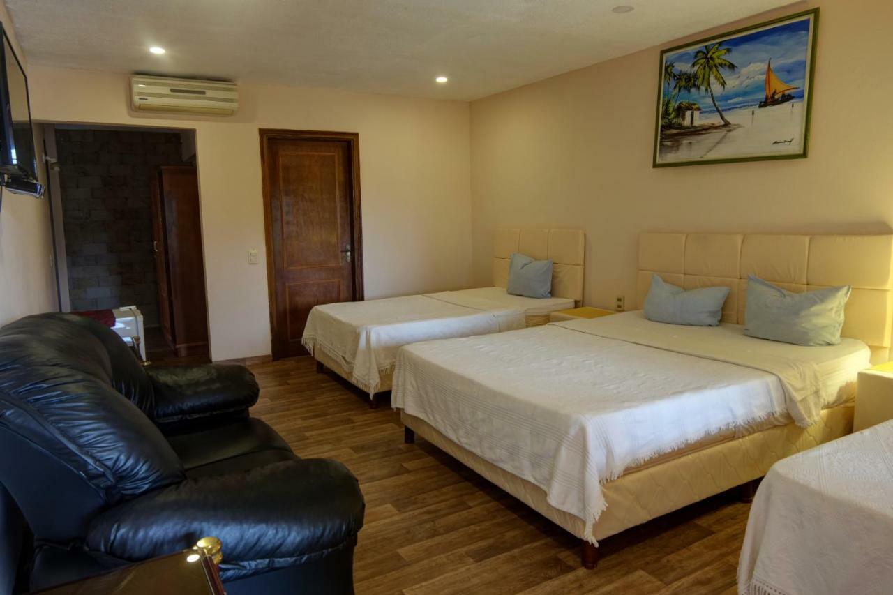 Hotel Independencia Екстер'єр фото
