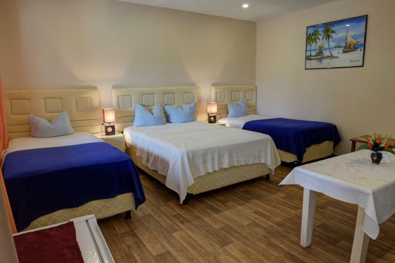 Hotel Independencia Екстер'єр фото