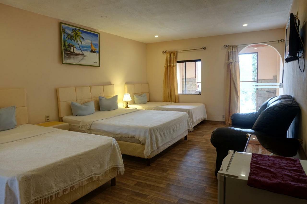 Hotel Independencia Екстер'єр фото